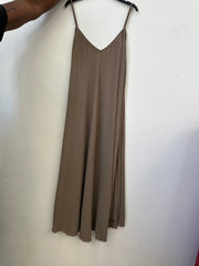 Maxi stropkjole - ITJULI25 by B.YI