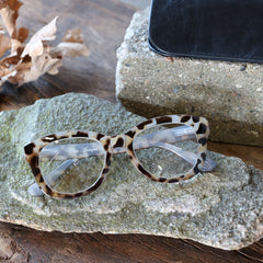 Læsebriller m. leopardmønster inkl. etui grå og sort by Chic Antique