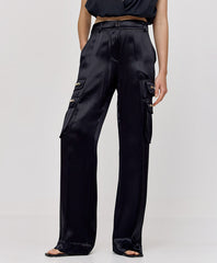 Access Fashion Satin cargobukser med lommer og lynlåse by Access Fashion
