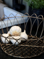 Fil de fer Kurv, H11,5/Ø27 cm antique messing by Chic Antique