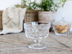 Antoinette Skål på fod m. perlekant, H9/Ø9,5 cm by Chic Antique