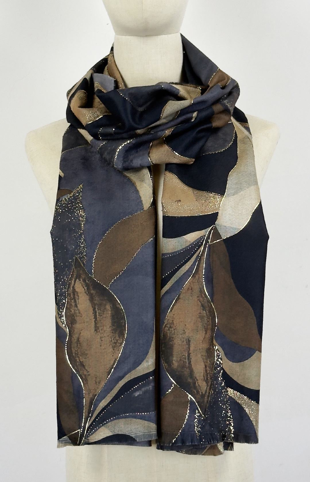 Tørklæde med flot mønster by Katier