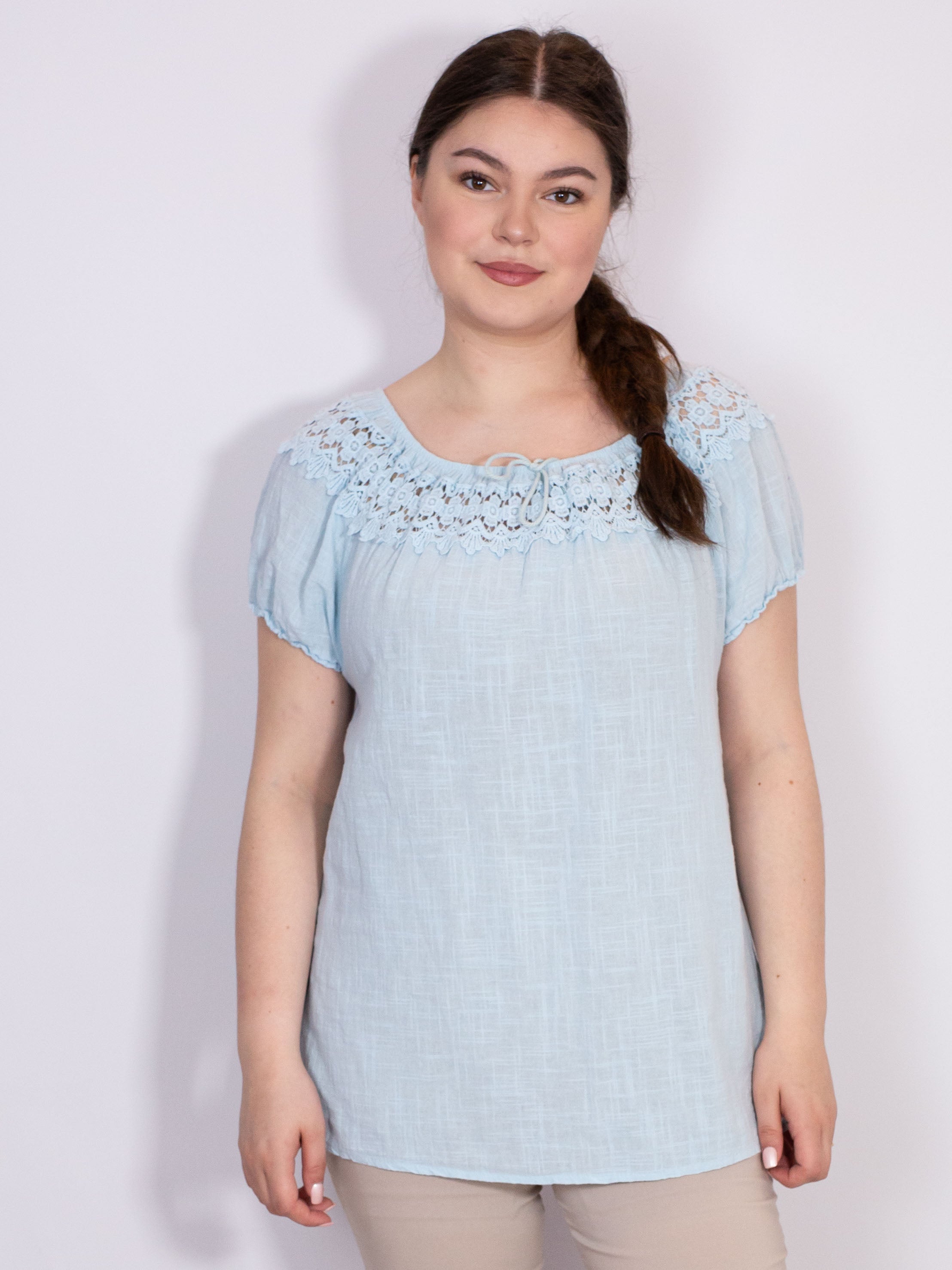 Top med blondestykke Brystmål 120cm by Krone 1