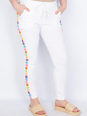 Mirakelbukser med blomster i siden by Krone 1