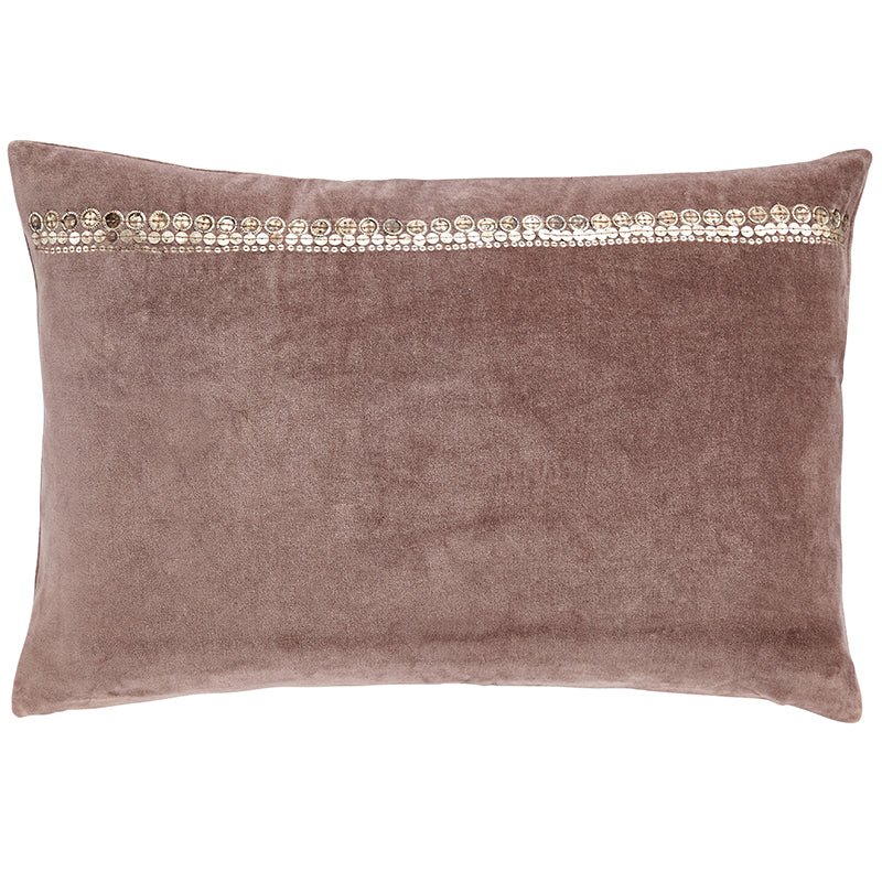 Blommefarvet fløjlspude med pailletter 40 X 60 CM by ByLiving