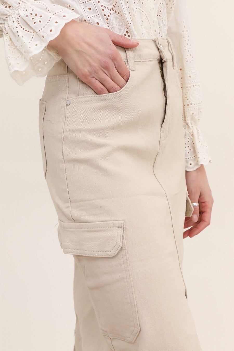 Denim cargonederdel med lommer by Krone 1