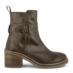 Green Comfort Barcelona low cut boot w. strap by Krone 1
