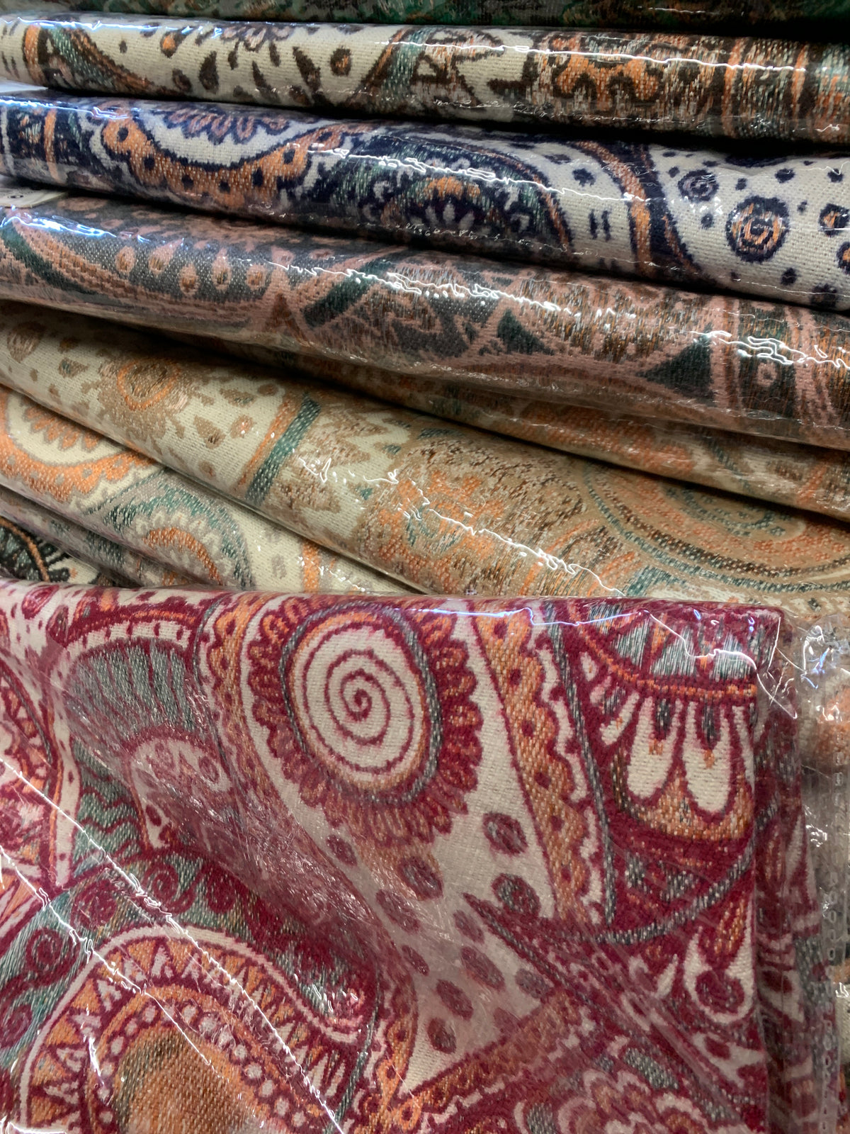 Paisley tørklæde med fryns by Krone 1