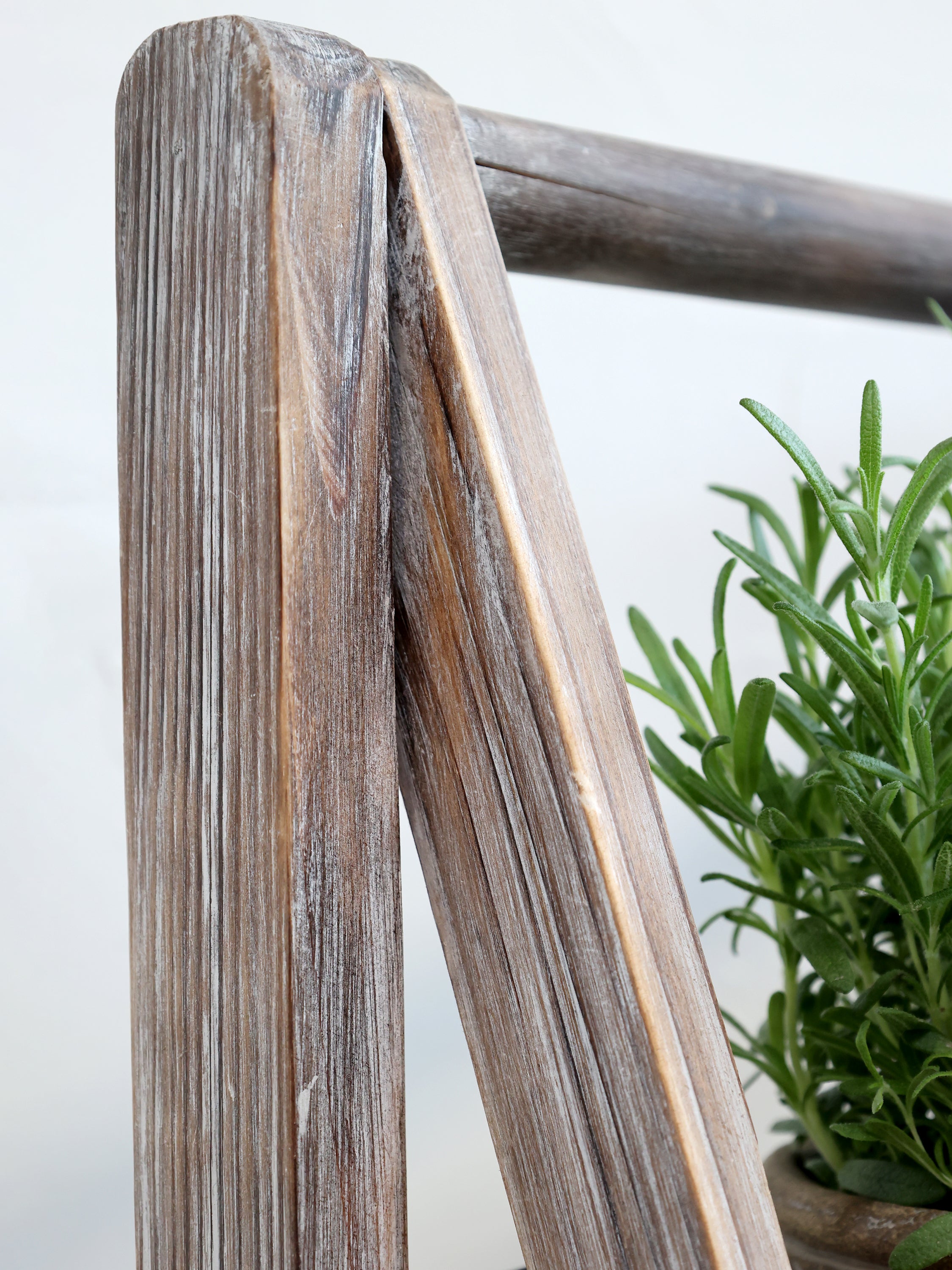 Reol m. 5 hylder og kurve, H170/L42/B70 cm natur by Chic Antique