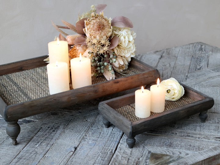 Bakke med fødder – Mørkt træ – Stor