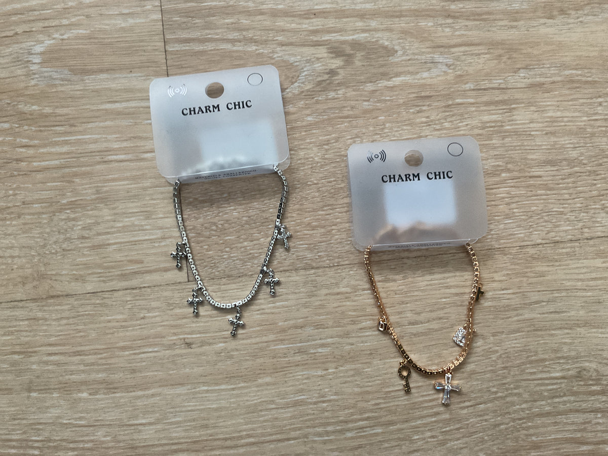 Fine charm armbånd by Krone 1