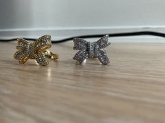 Sløjfe ring med sten by Krone 1