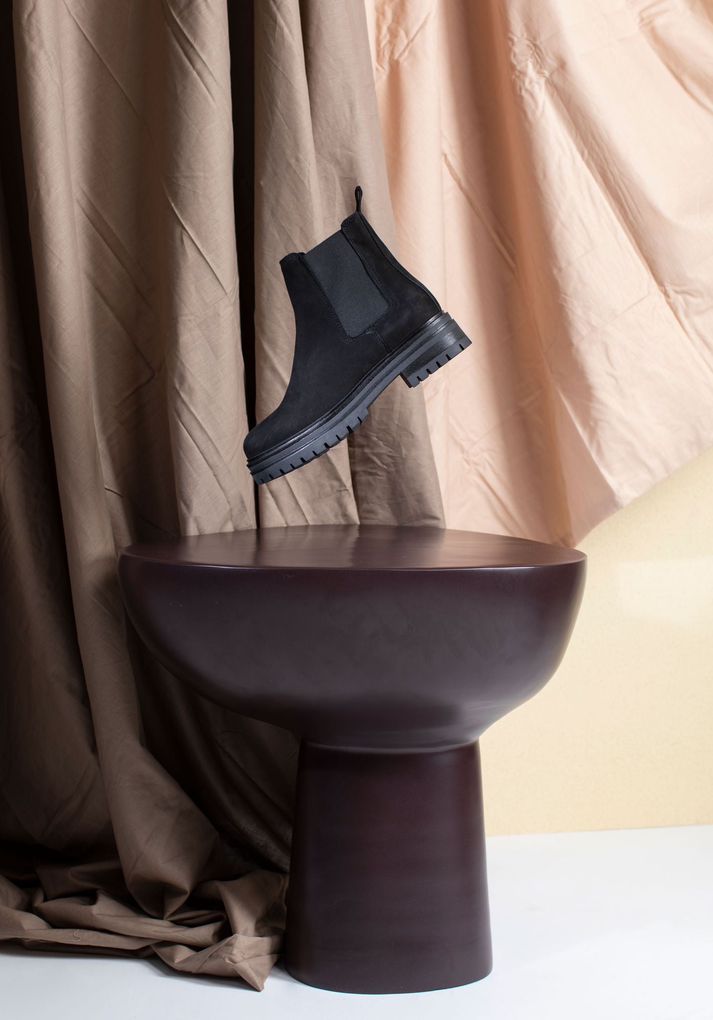 Duffy ruskindsstøvler med elastik by Krone 1