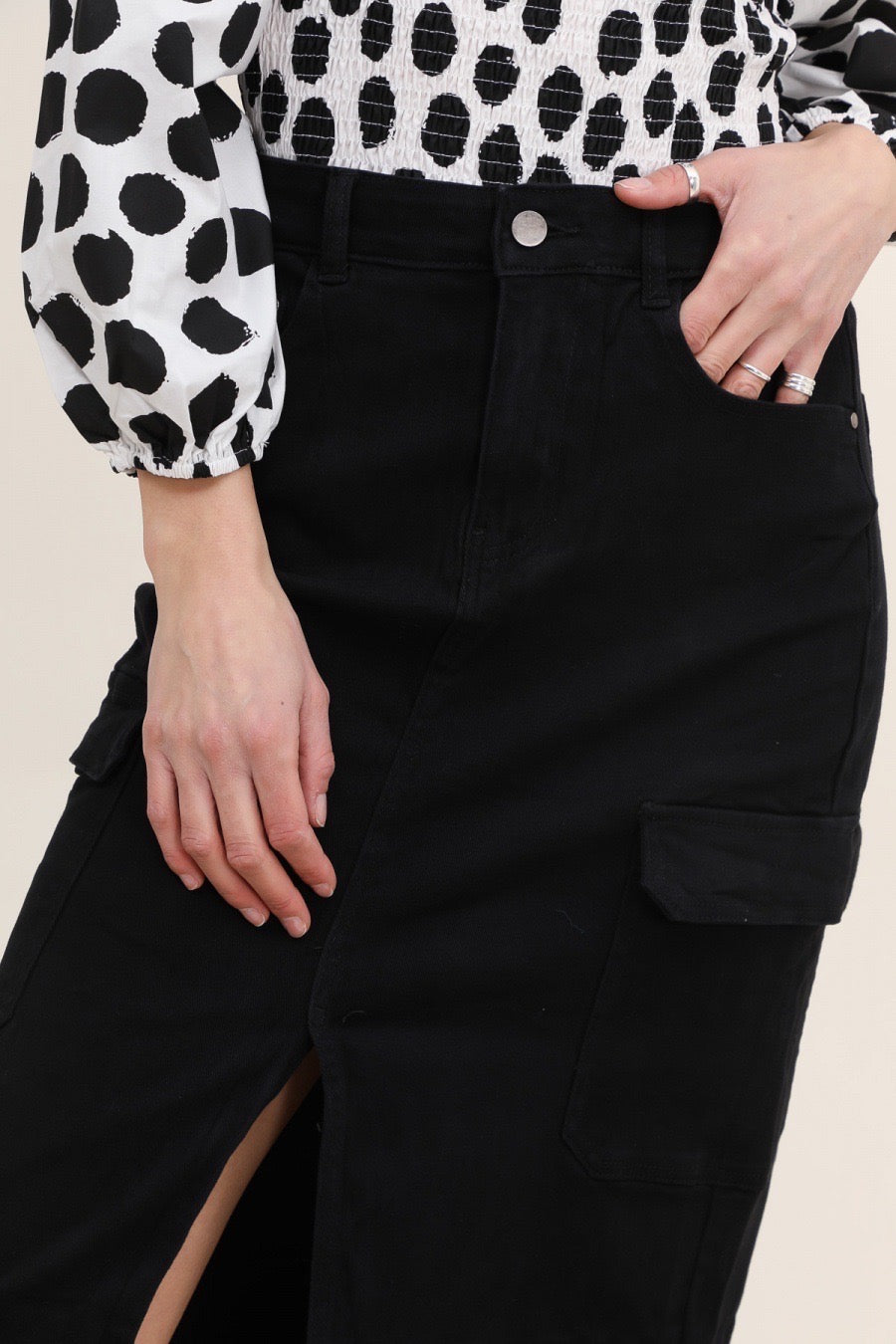 Denim cargonederdel med lommer by Krone 1