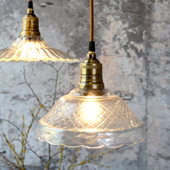 Lampe m. messingtop, H18/Ø21 cm klar