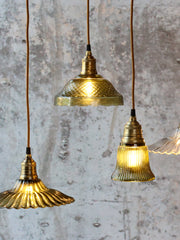 Lampe m. messingtop, H14/Ø26 cm oliven