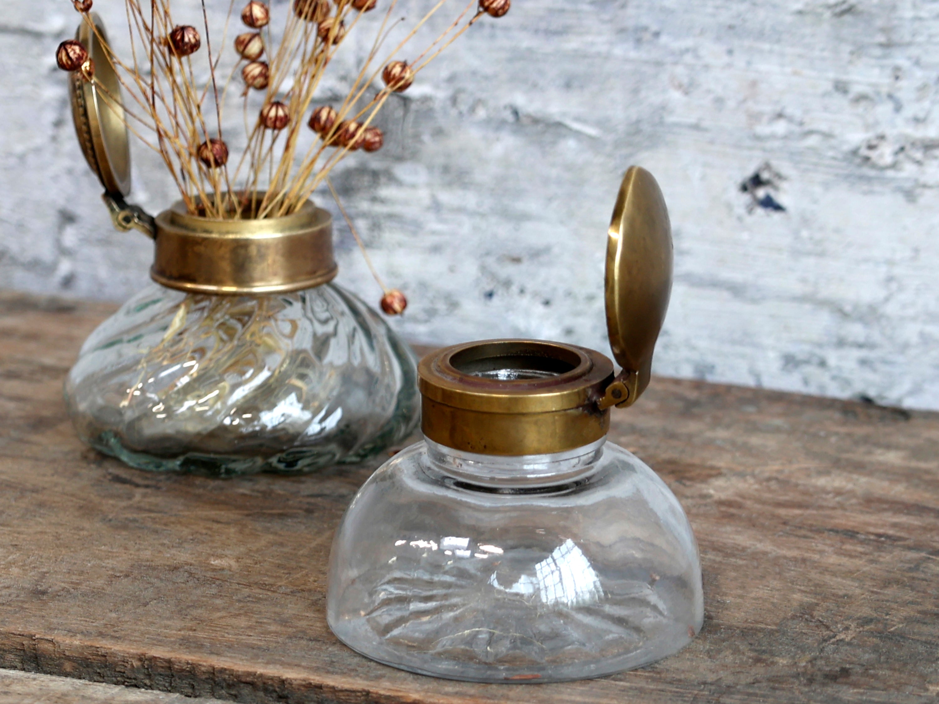 Gl. fransk Vase m. låg, H6,5/Ø8 cm antique messing