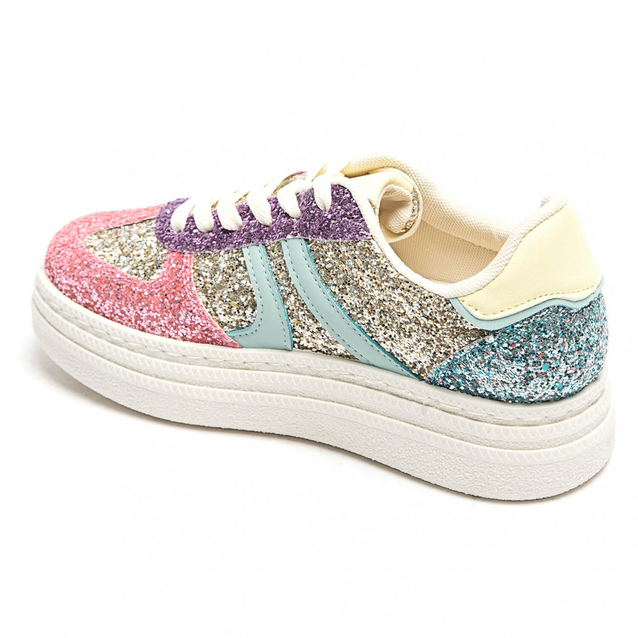 Glimmer sneakers by Ideal shoes