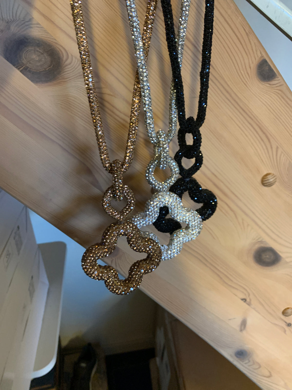 Kløver halskæde med bling by Krone 1