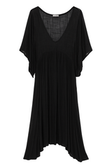 Lang kjole med snit over brystet by Krone 1