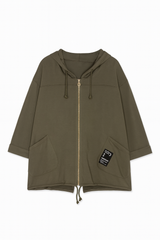 Bluse med lynlås og hætte - brystmål 160cm by Krone 1