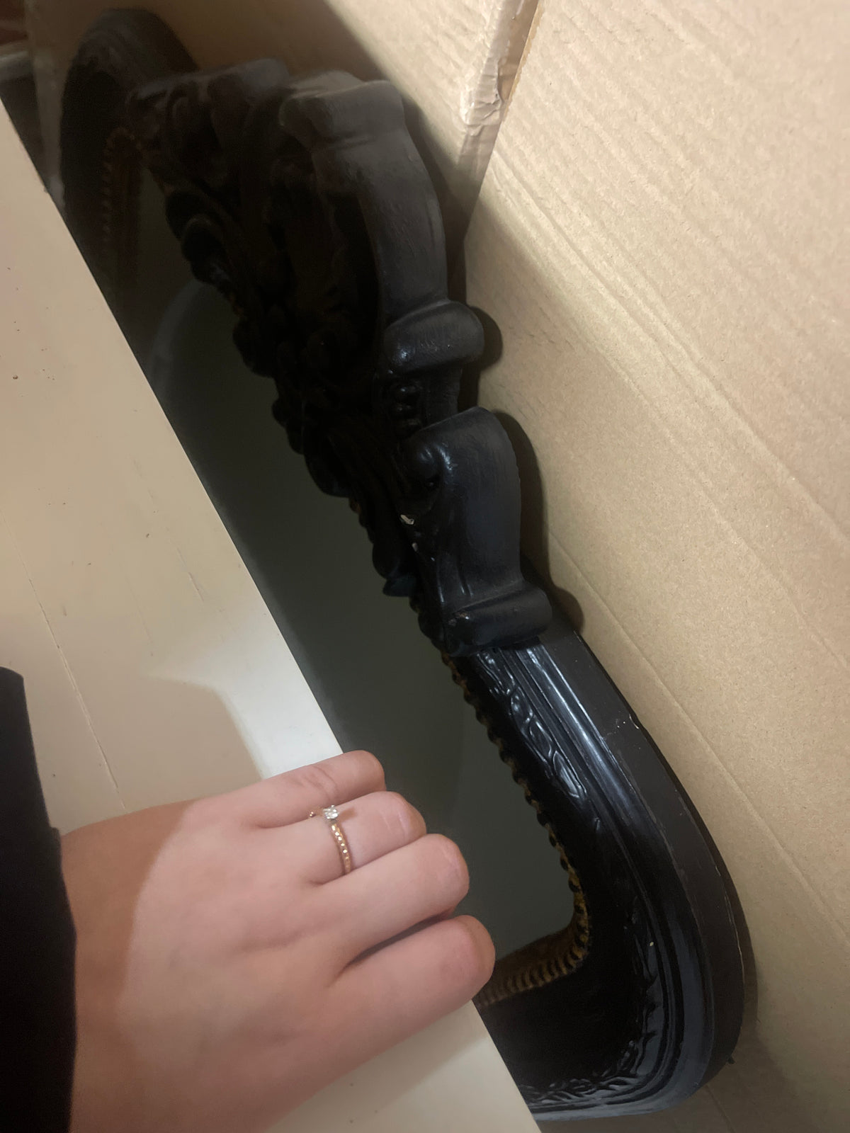 Sort spejl med deko by Krone 1