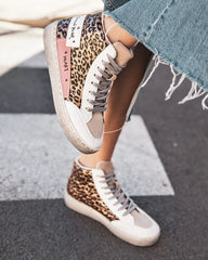 Sneakers med lapper og slid by Ideal shoes