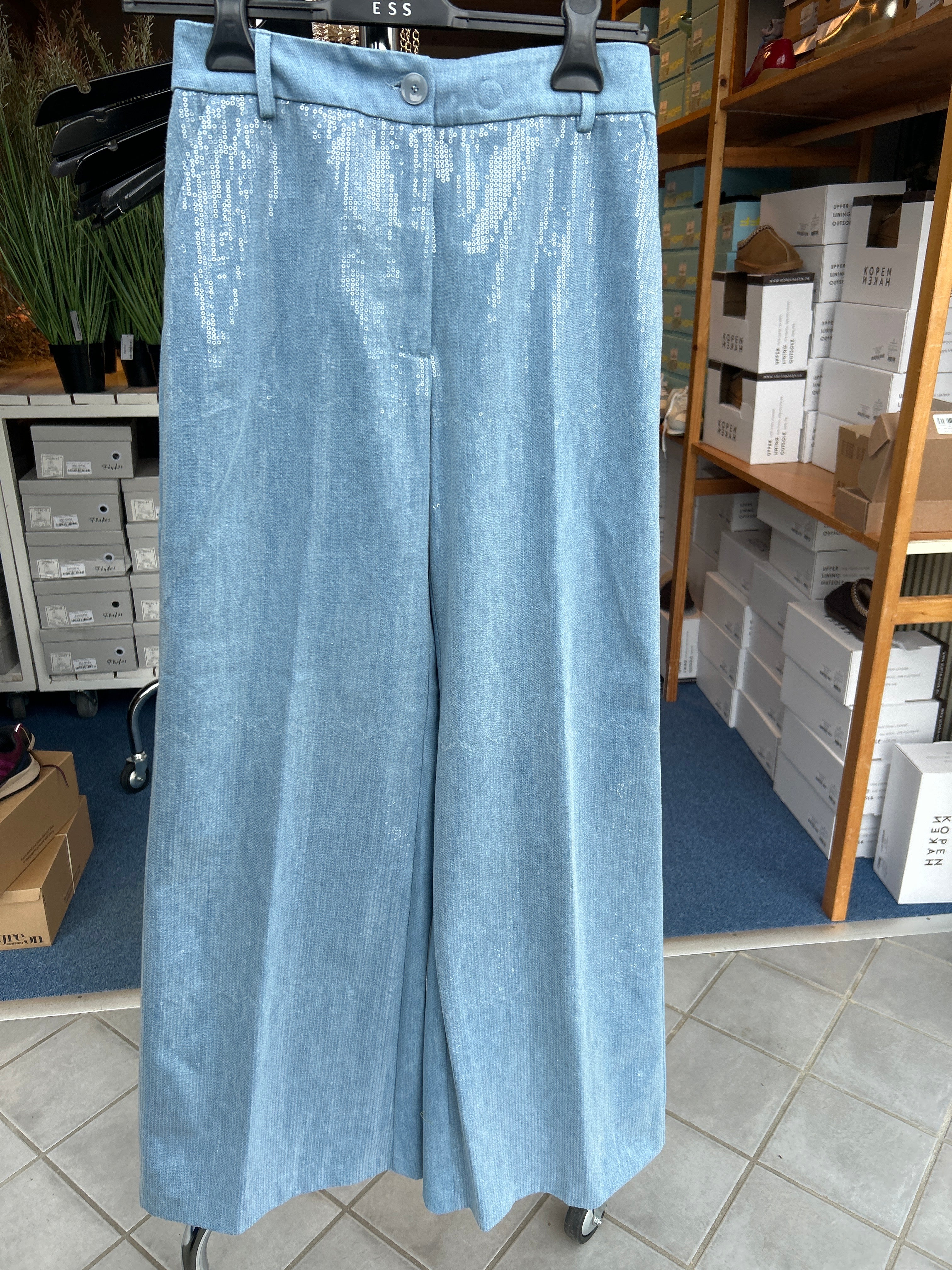 Denim bukser med pailletter by Krone 1