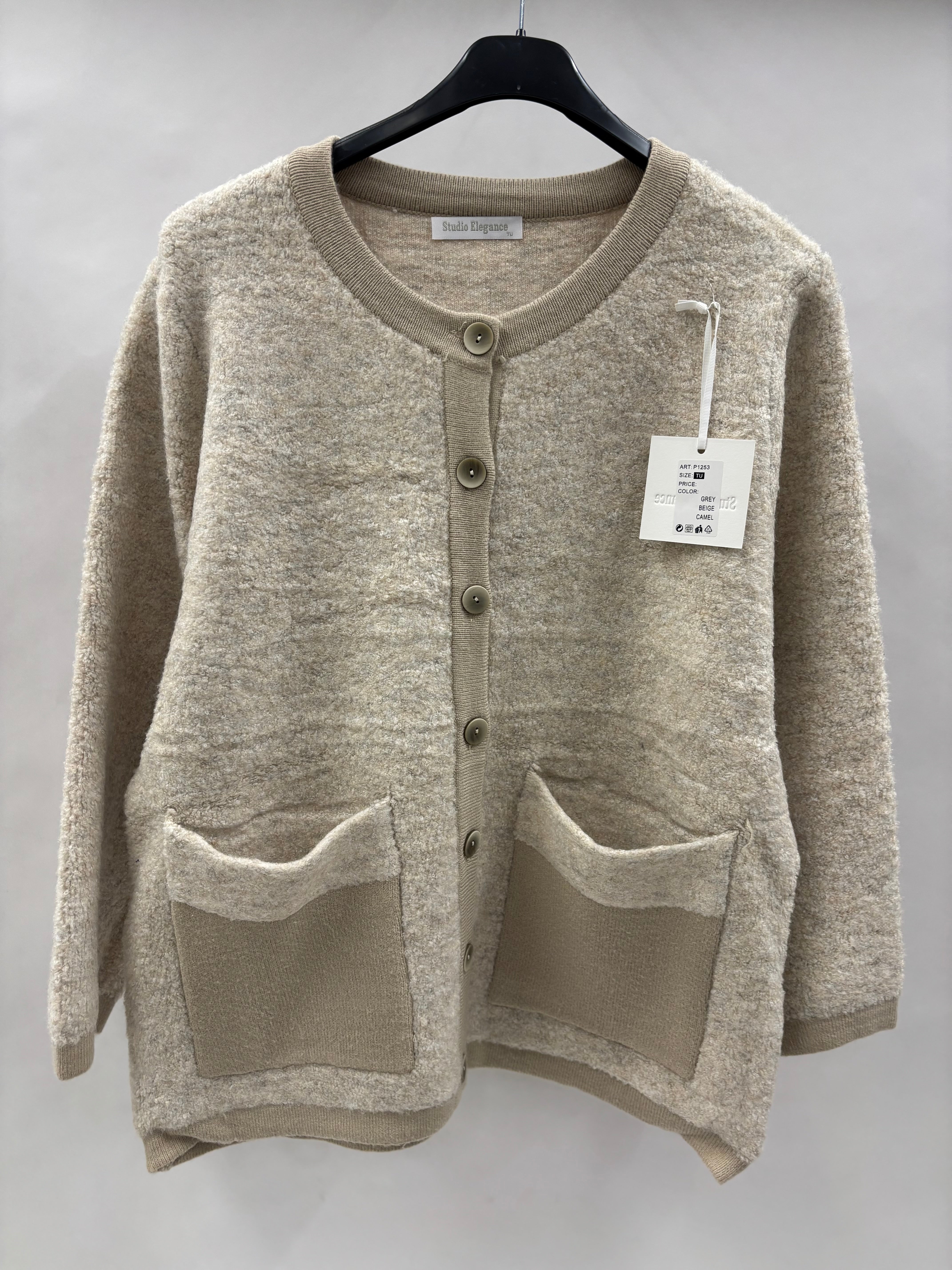 Langærmet Cardigan, Knapper