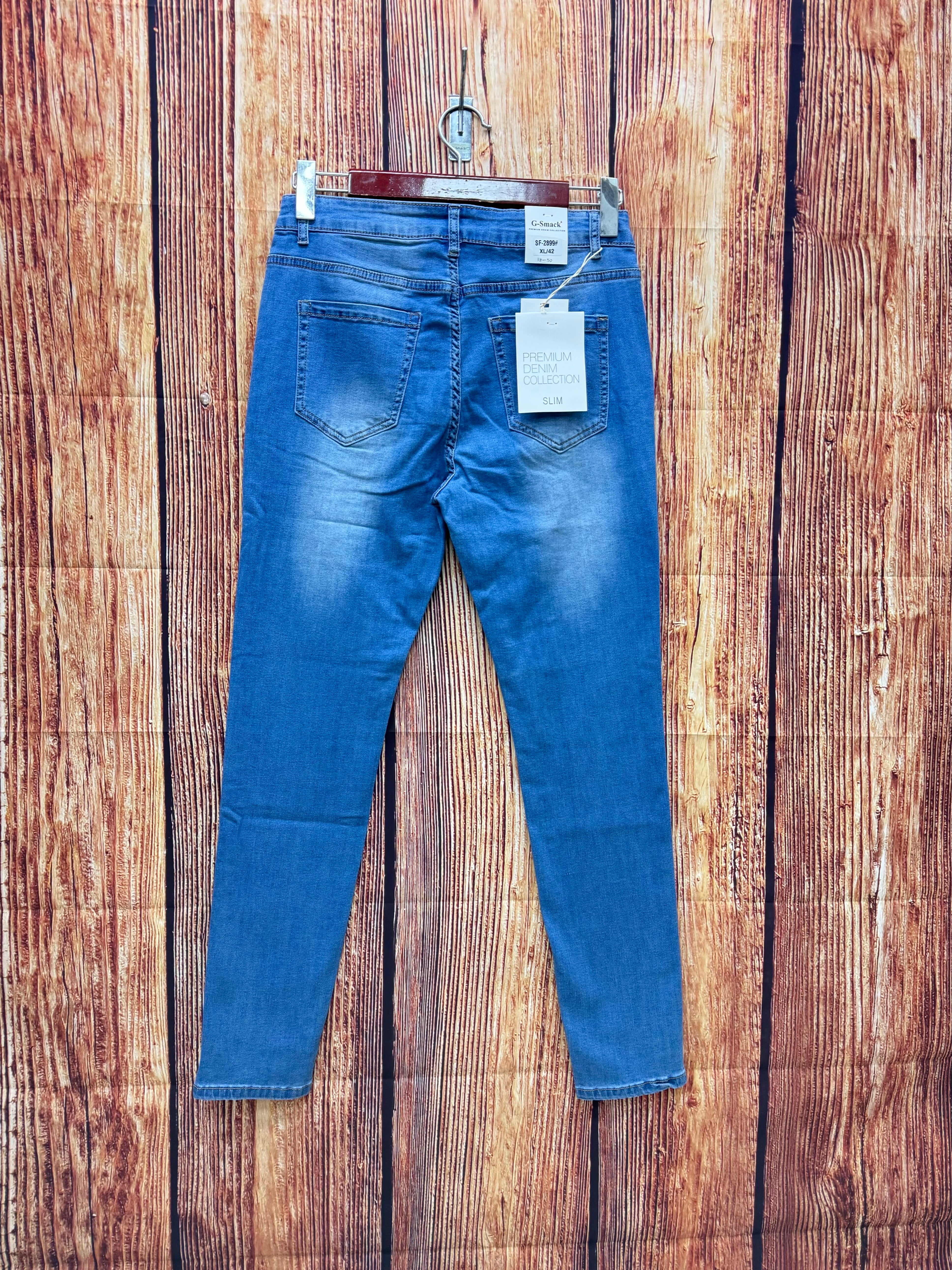 Jeans med skrålommer og guld knapper by Krone 1