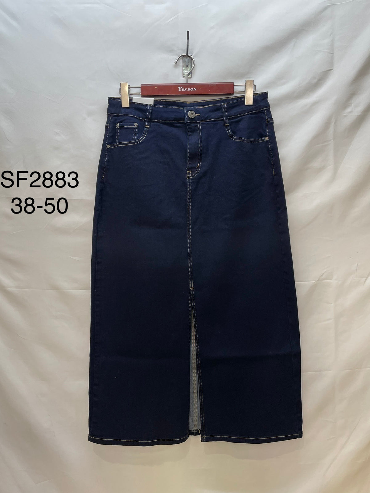 Darkwash nederdel med slids by Krone 1