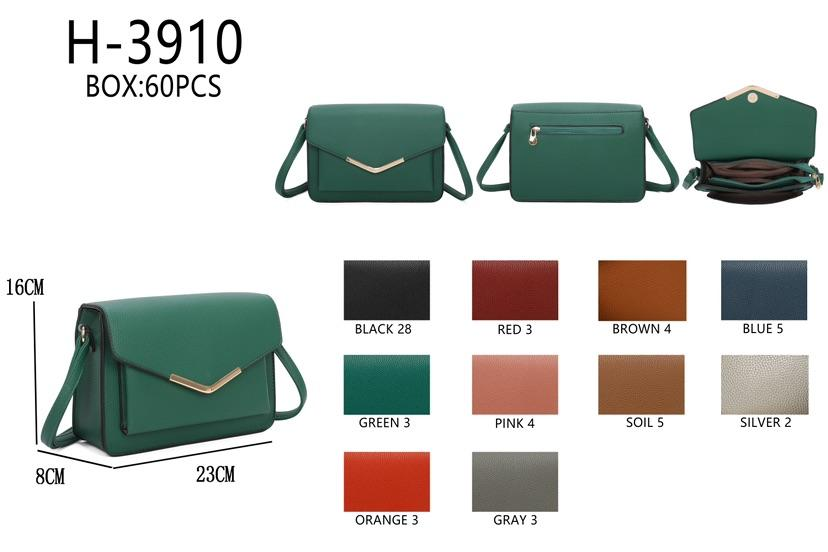 Firkantet crossbody taske med guld detalje 16x8x23cm by Eric Bags