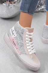 Sneakers med lapper og slid by Ideal shoes