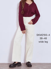 Jeans i creme med brede ben