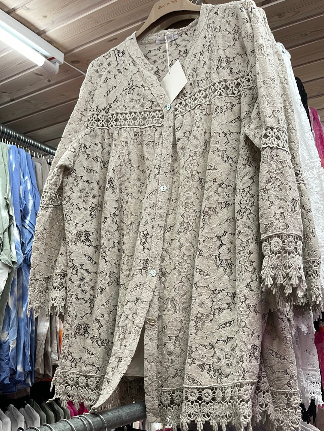 Blonde skjorte - Brystmål 120cm - by Krone 1