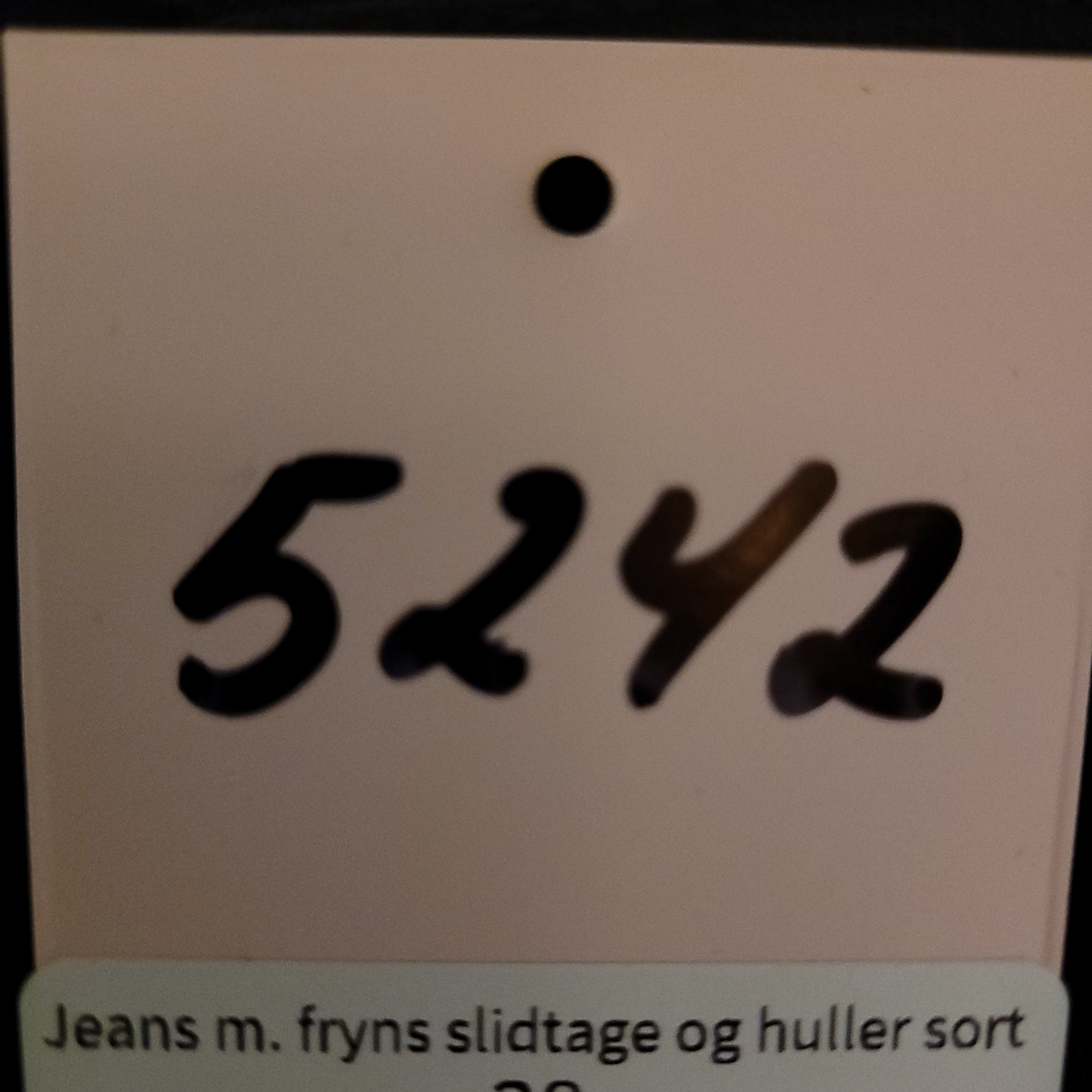 Jeans m. fryns slidtage og huller sort