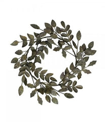 Wreath with cones