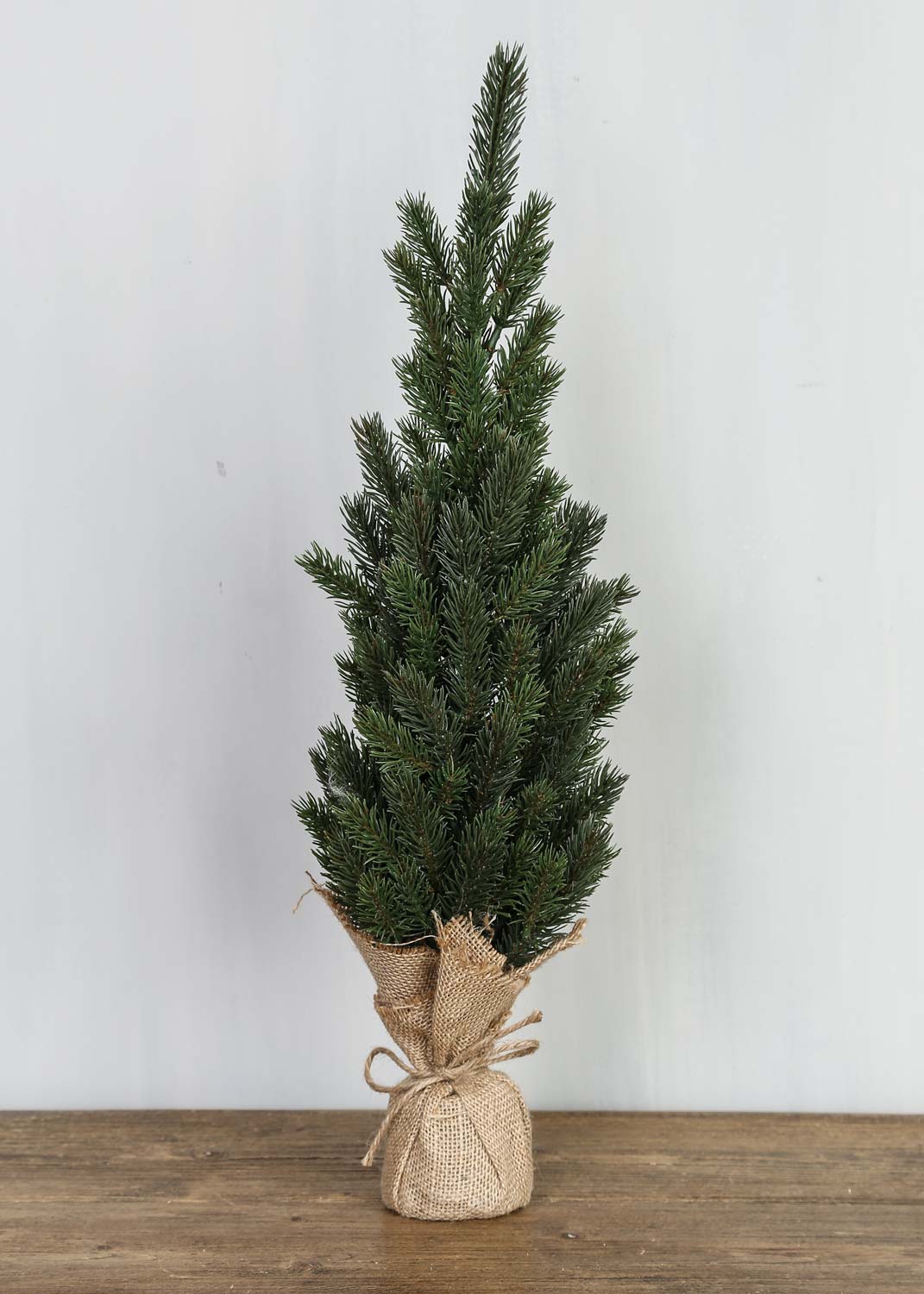 PINE TREE ON BURLAP BASE H 56 CM
