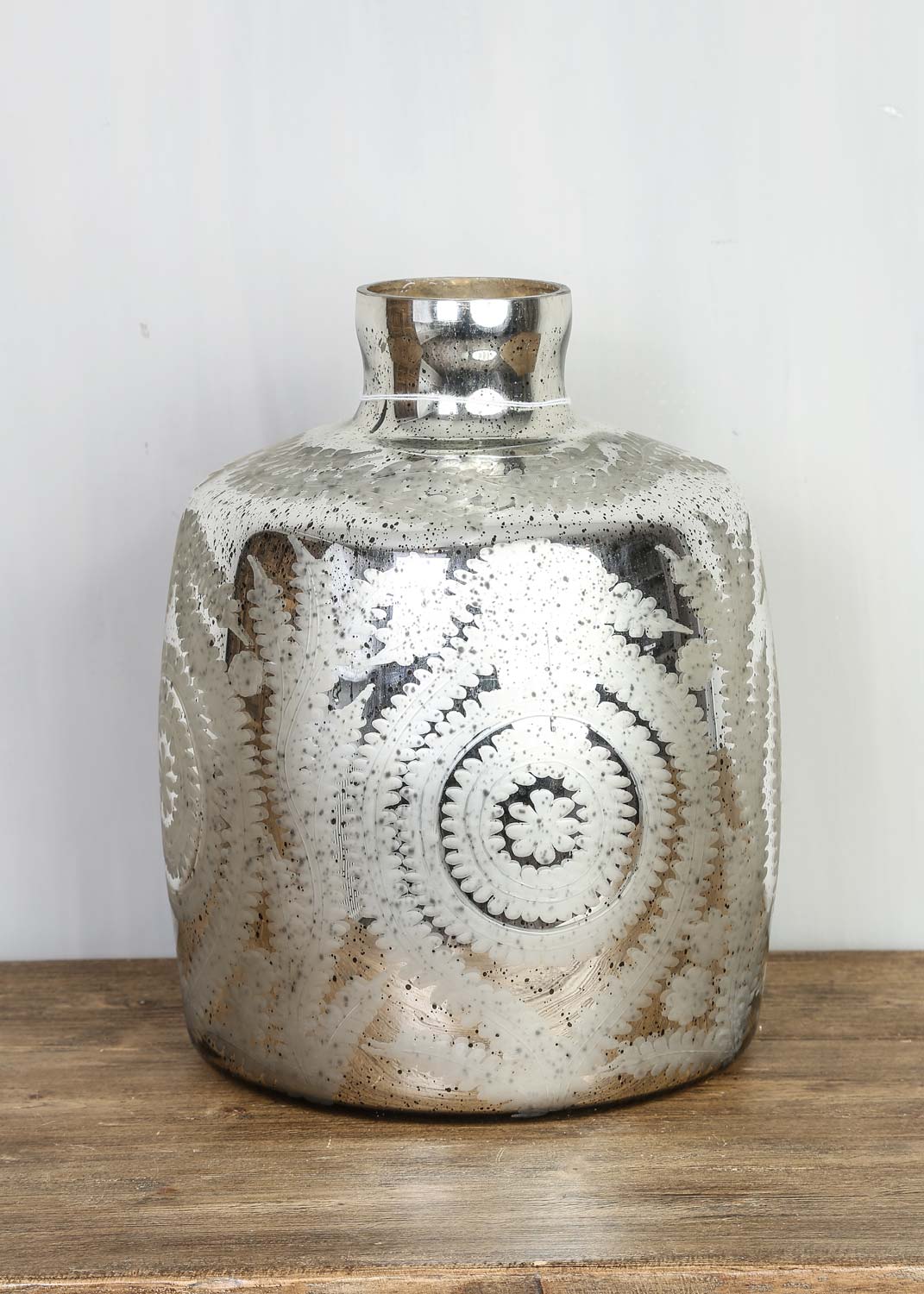 Silver vase h.37cm