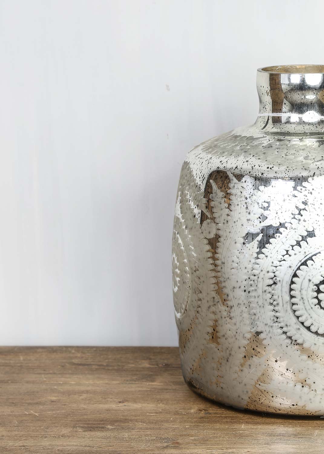Silver vase h.37cm