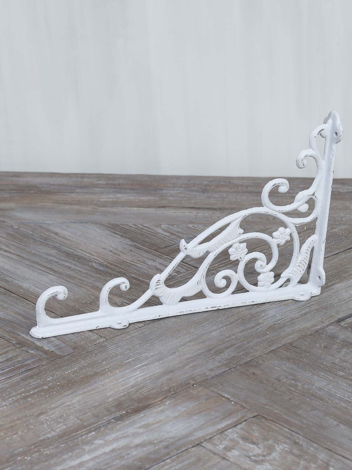 Shelf bracket 33 * 4 * 21 cm