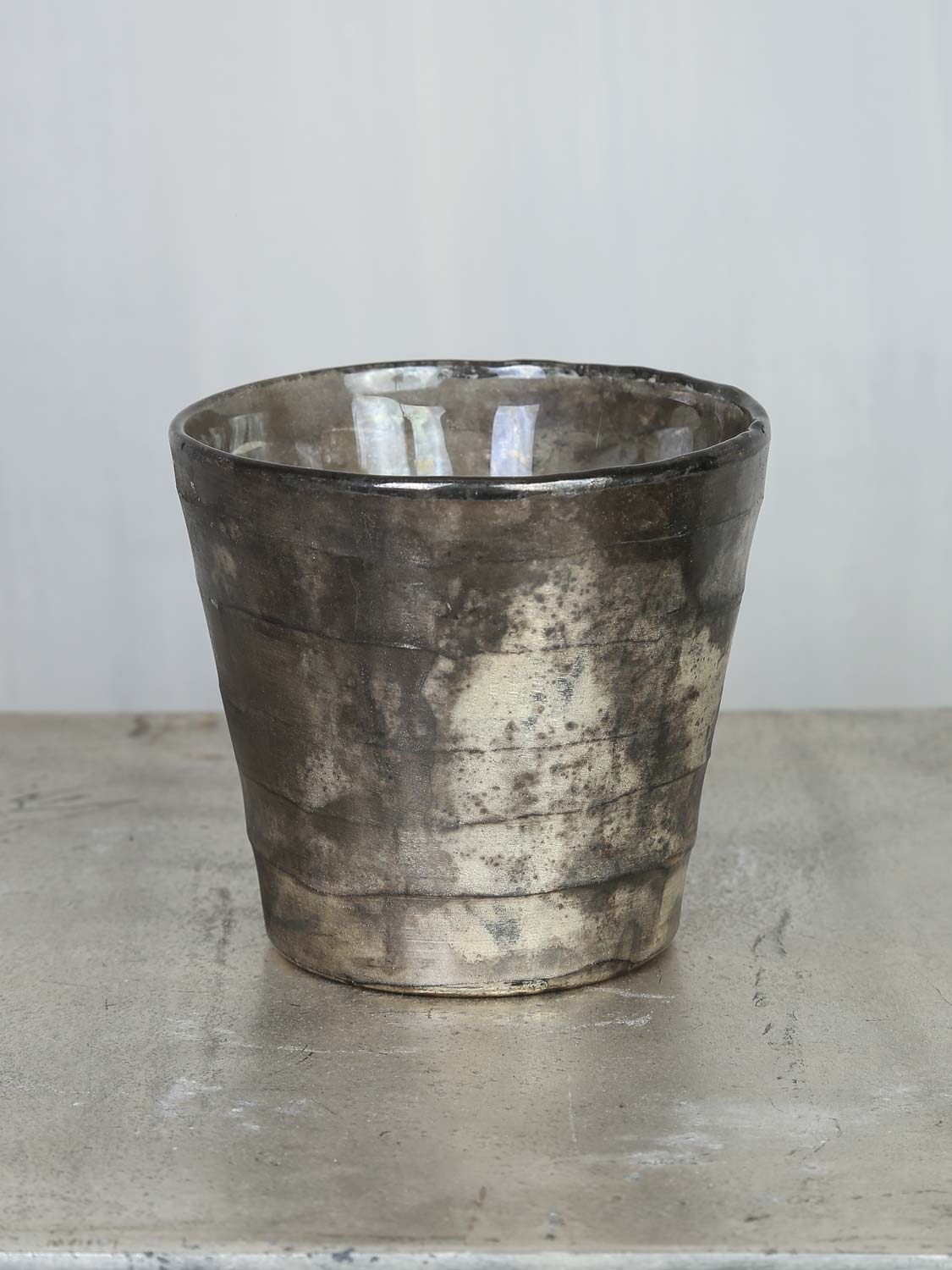 taglio pot conical old silver