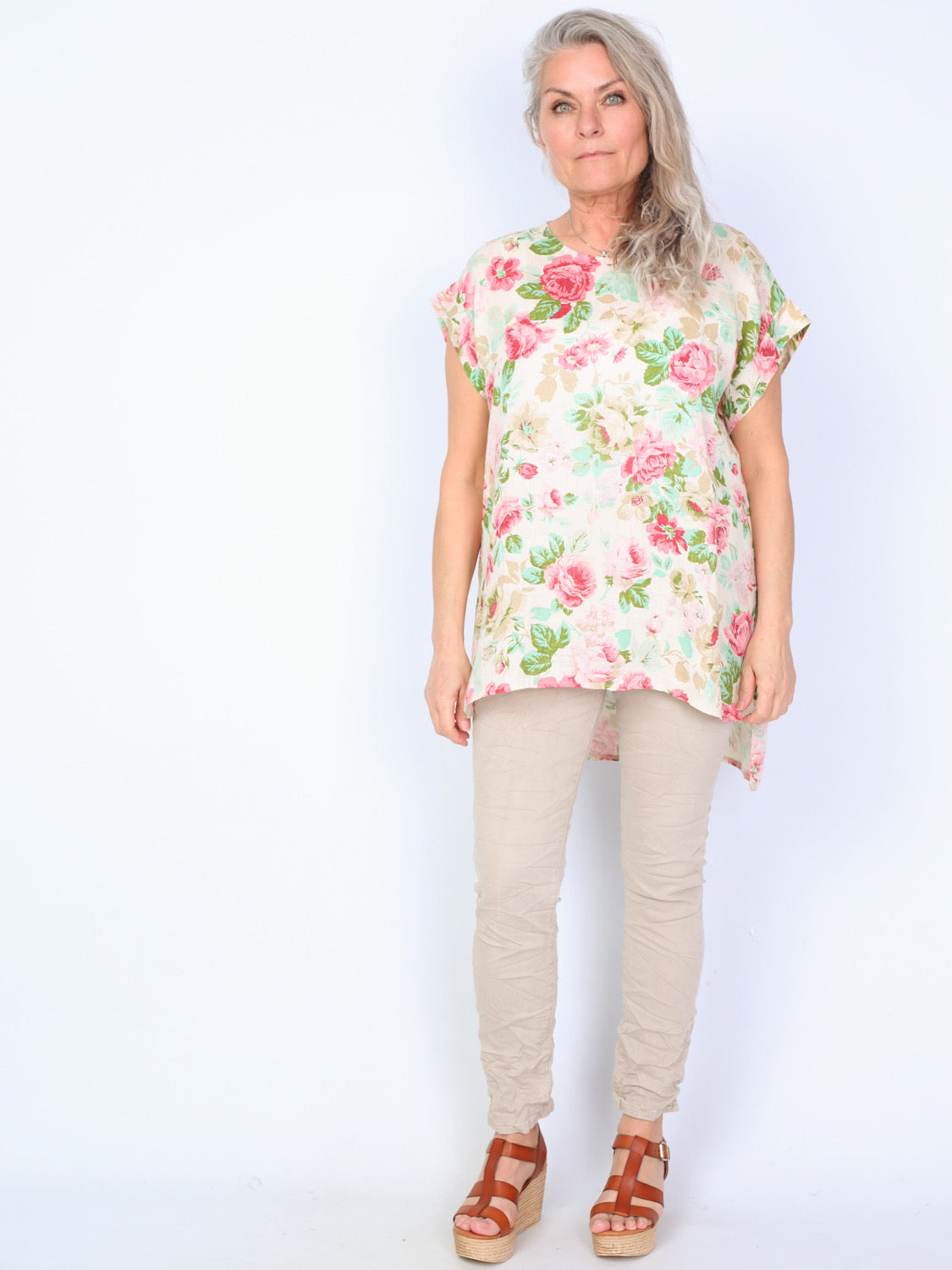 Krone 1 linen blouse with folds at the sleeve