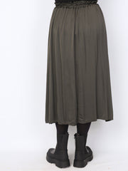 Shiny short skirt with elastic