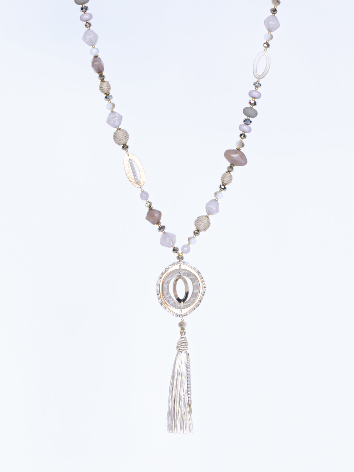 Necklace with pendant fringe