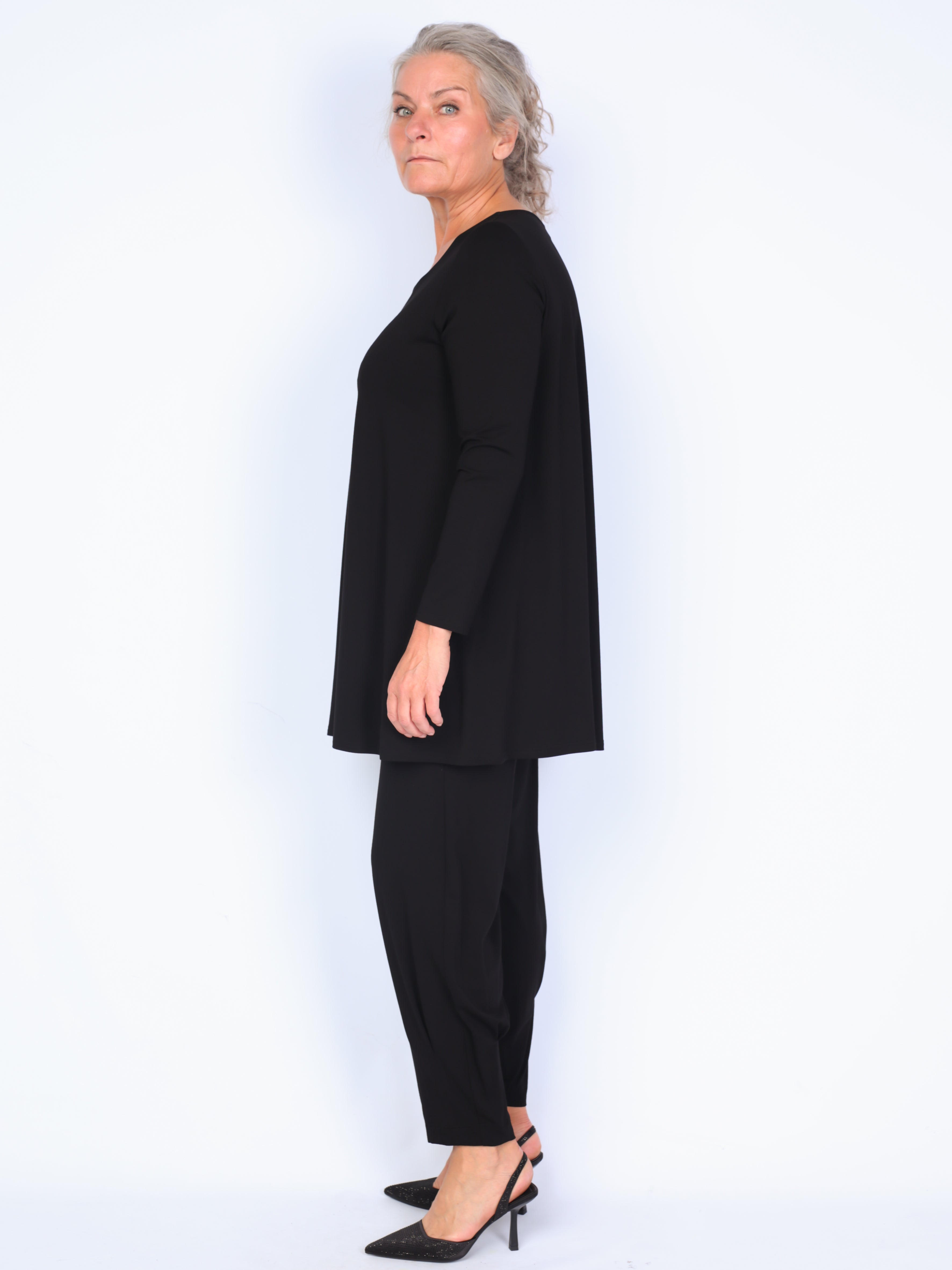 Some long blouse with pleats in the back