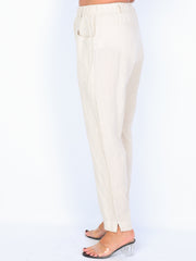 Some linen trousers with pockets