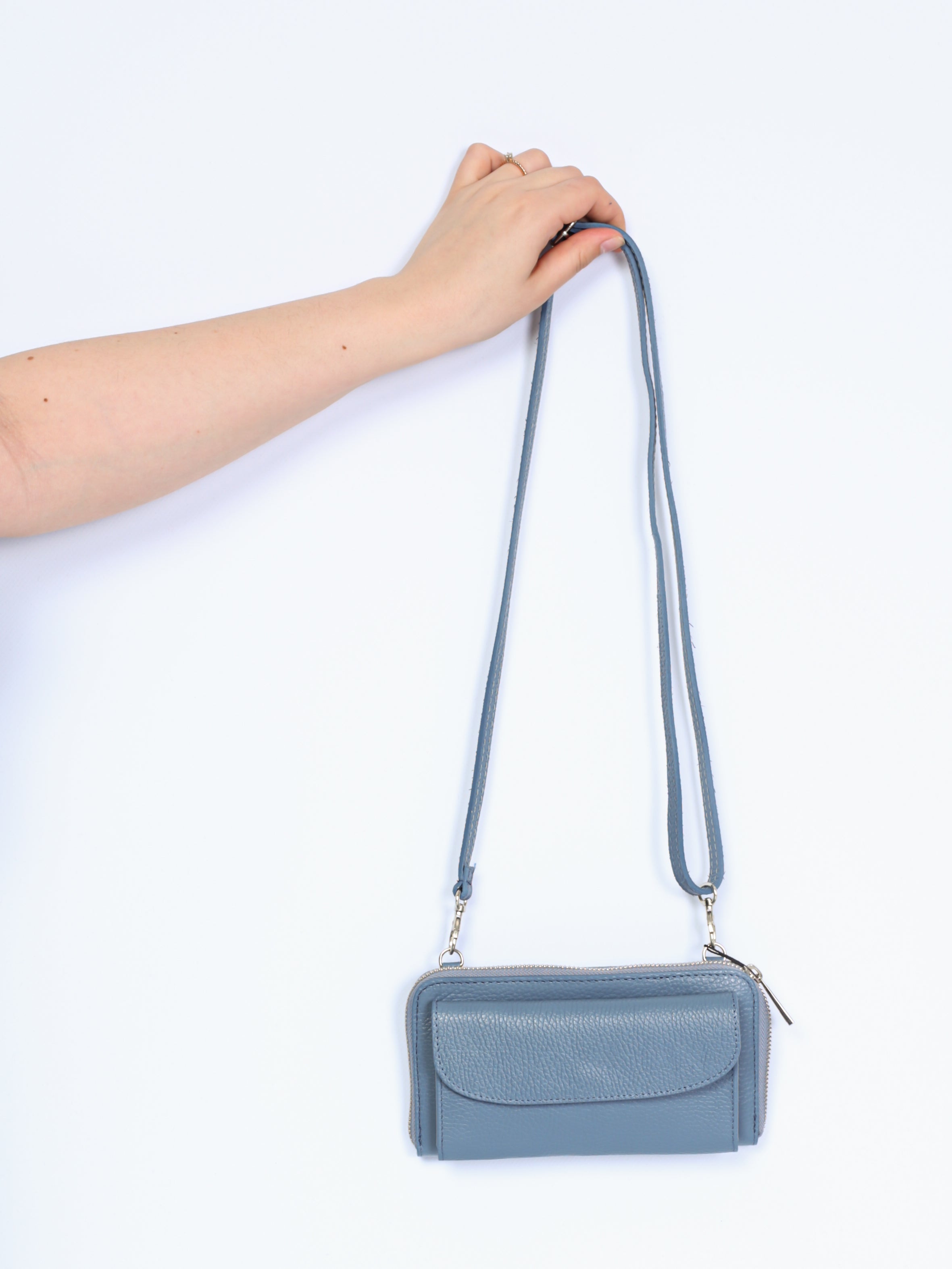 Purse with strap
