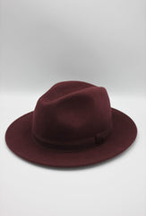 Italian wool hat with ribbon